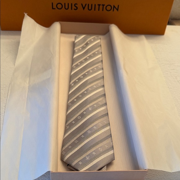Louis Vuitton Other - Louis Vuitton Monogram Tie